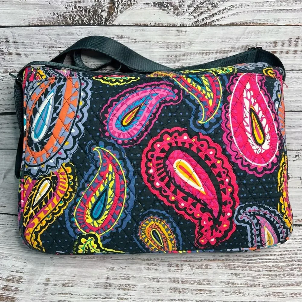 Vera Bradley Essential Messenger Bag‎ in Twilight Paisley Laptop Bag EUC